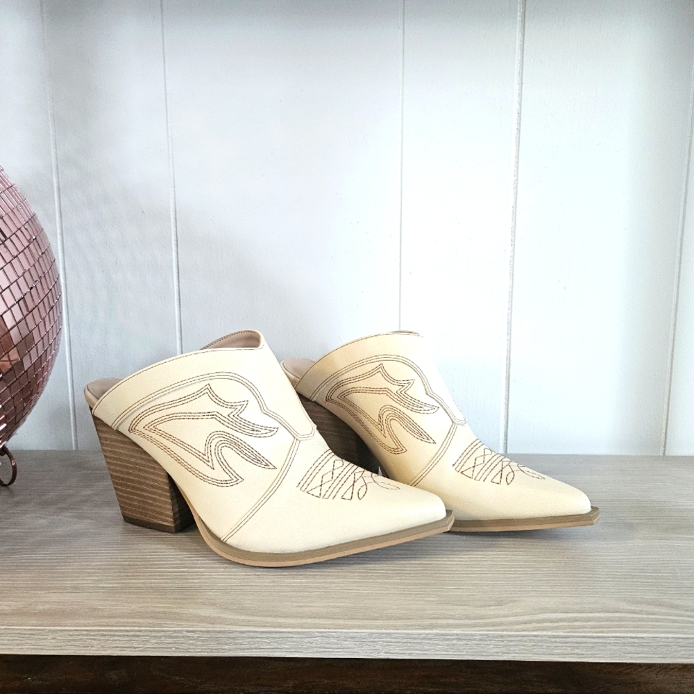 Western Boot Mules